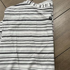 Lululemon white stripped muscle tank. Size 8